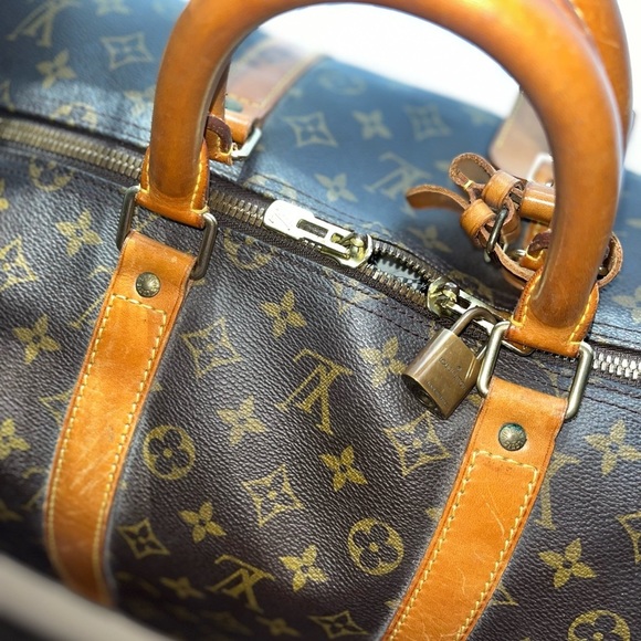 Louis Vuitton Keepall - Picture 7 of 16